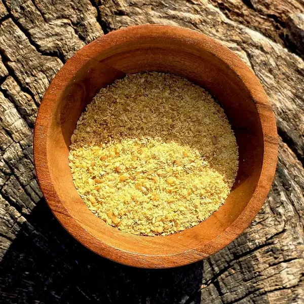 Ground and whole flax seeds